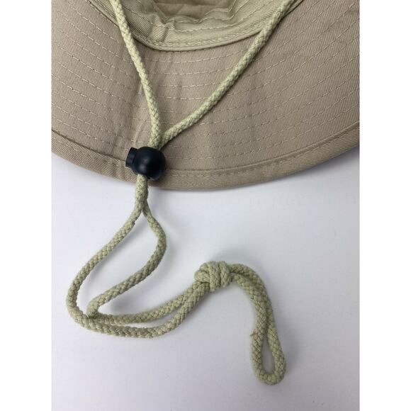 Disney The Lion King Diamond Edition Khaki Bonnie Style Hat - Picture 10 of 11